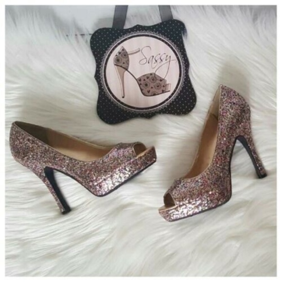Candie's Shoes - Candies Shoes Women Size 8 Med 4.5" Heels Peep Toe